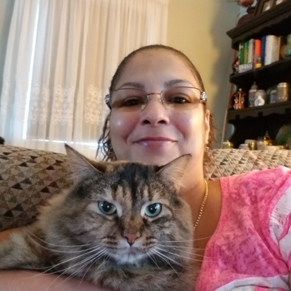 Meet your Posher, Monika - Picture 1 of 1